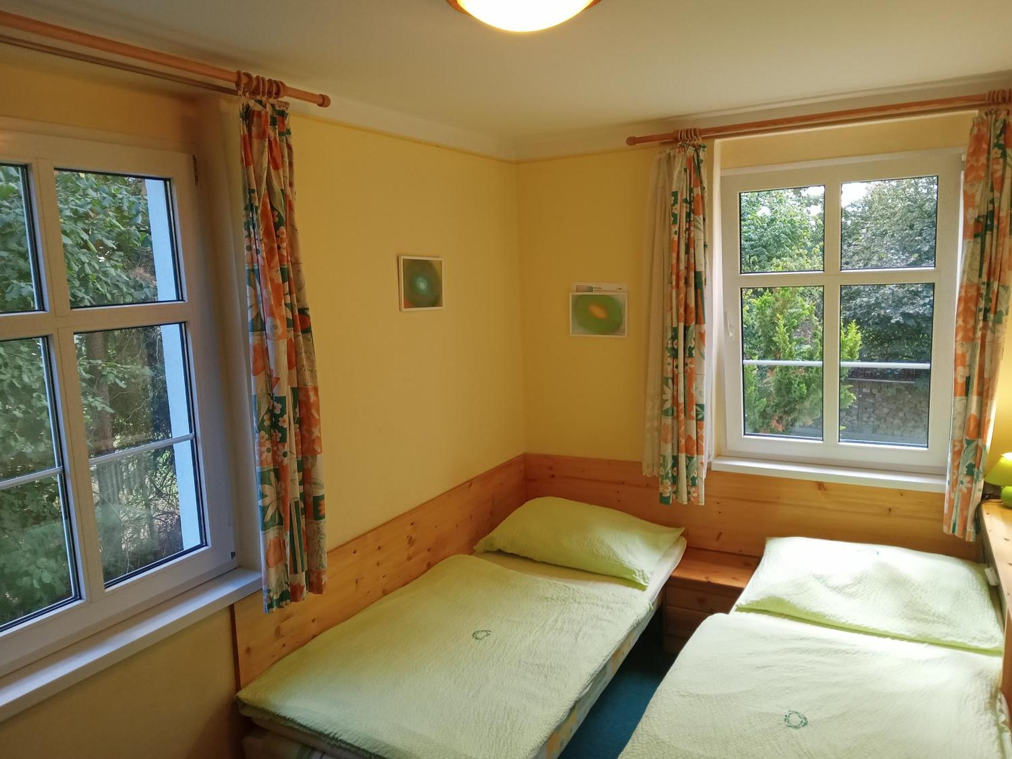 Hotel U Zeleneho Stromu - Zum Gruenen Baum ฮเรนสโก ภายนอก รูปภาพ