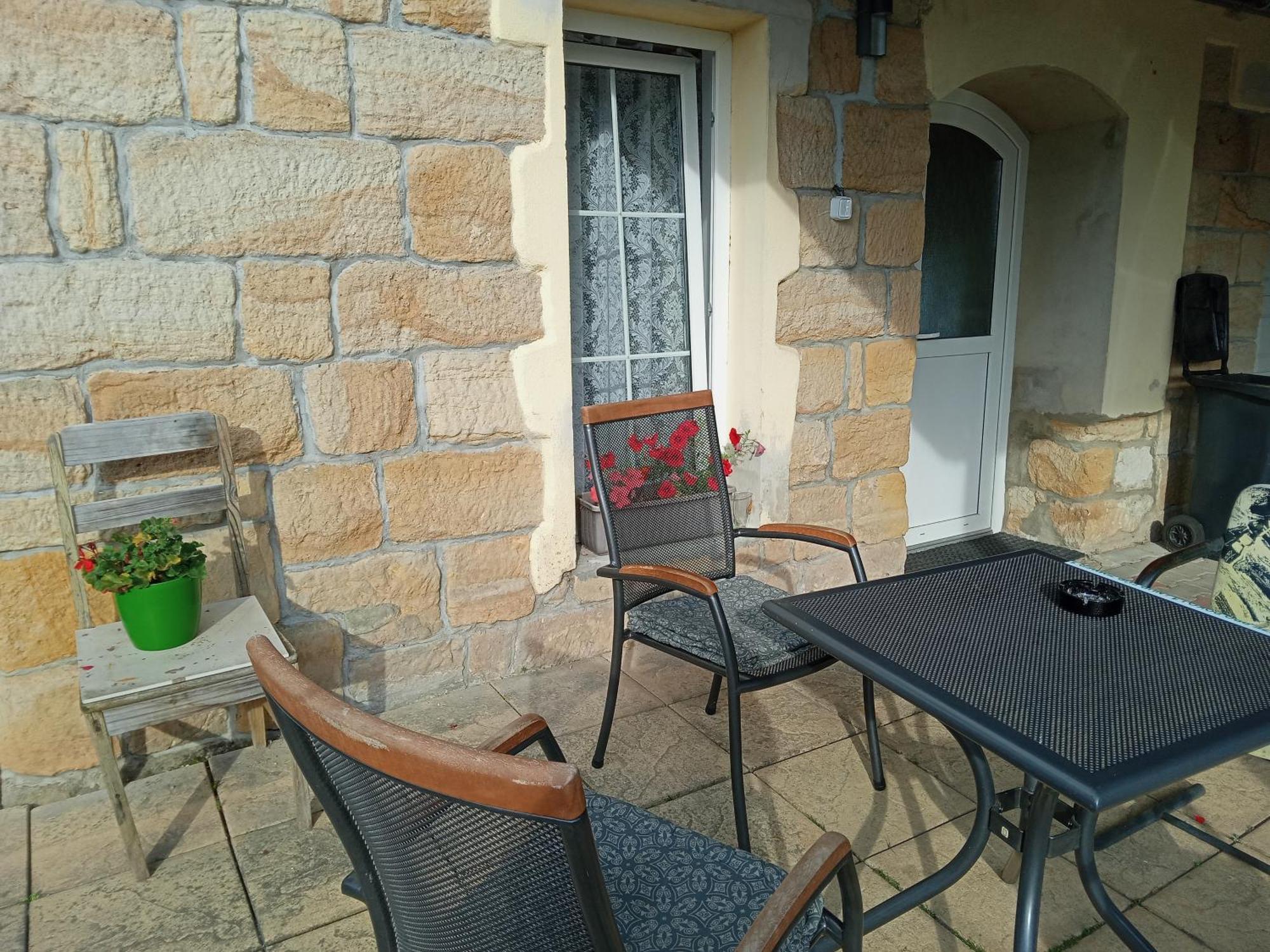Hotel U Zeleneho Stromu - Zum Gruenen Baum ฮเรนสโก ภายนอก รูปภาพ